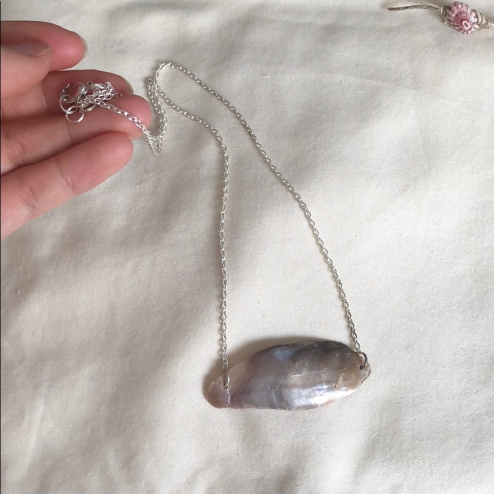 Shell necklace - Picture 4 of 4
